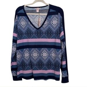 Victoria Secret V neck diamond striped nightshirt